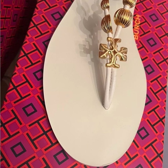Tory Burch Capri Beaded Leather Tong Sandal/ New Ivory/Gold US 8 M/$248 NEW - Picture 4 of 6